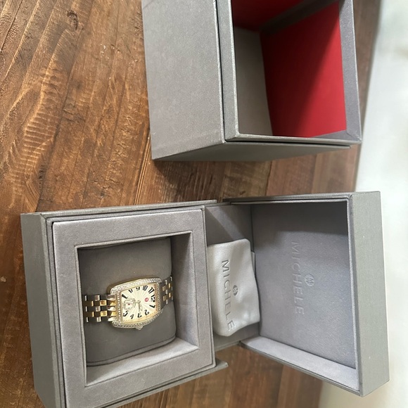 Mini Diamond Michele watch. 100% authentic with box and all paperwork ✨ - Picture 4 of 4